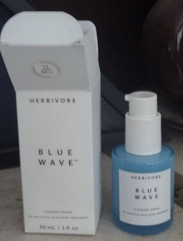 Customer photo for "Clean acne serum"
