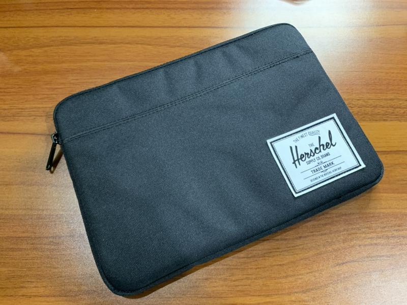 Herschel Supply Co. Laptop Sleeve Anchor Sleeve 13 Inch Black (165