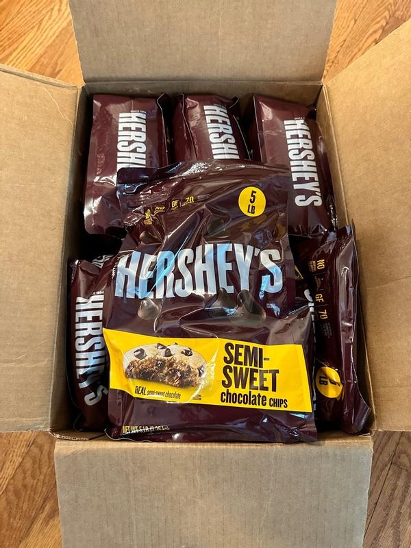 thumbnail image 2 of Hershey's Mini Semi-Sweet Chocolate Baking Chips - 4M (Select Size Below) 2 of 3