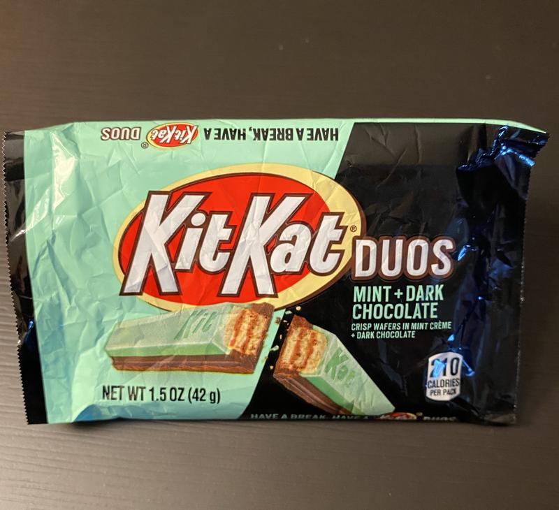 KIT KAT® DUOS Dark Chocolate Mint Wafer King Size Candy Bar, 1 bar