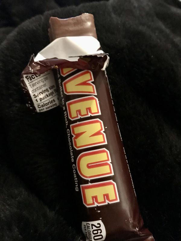 5TH AVENUE Crunchy Peanut Butter in Chocolate Candy Bars