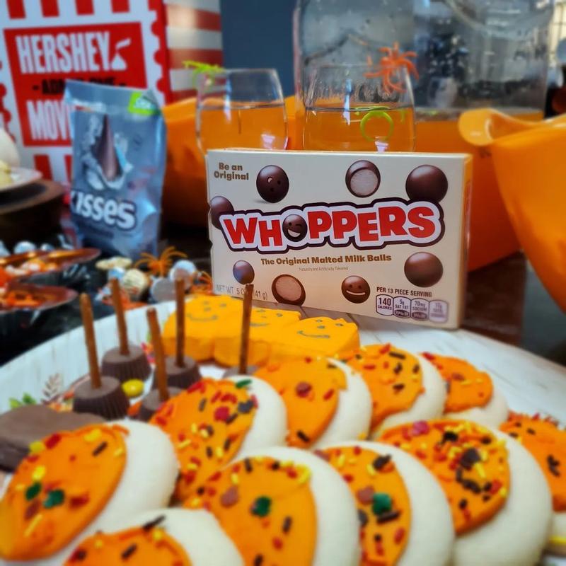 2x Whoppers Malted-Milk Balls, 5-oz. Boxes, Coated in Delicious Milk  Chocolate!