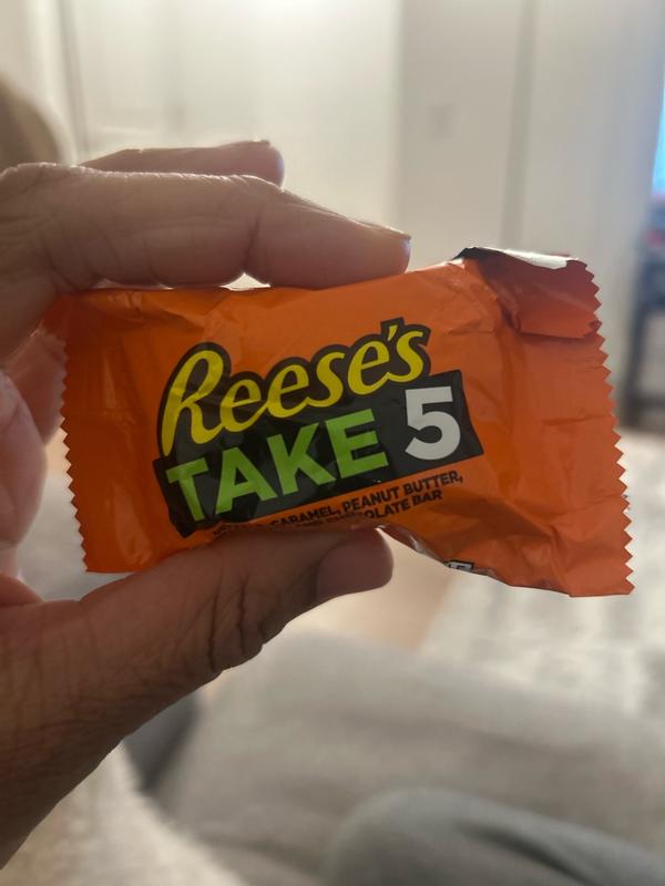 REESE'S TAKE5 Chocolate Peanut Butter Candy Bar, 1.5 oz