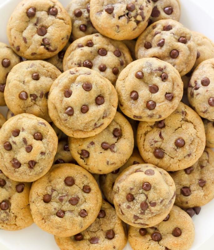 Mini Chocolate Chip Cookies Made with Hershey's - Bulk Display Tub - 55ct