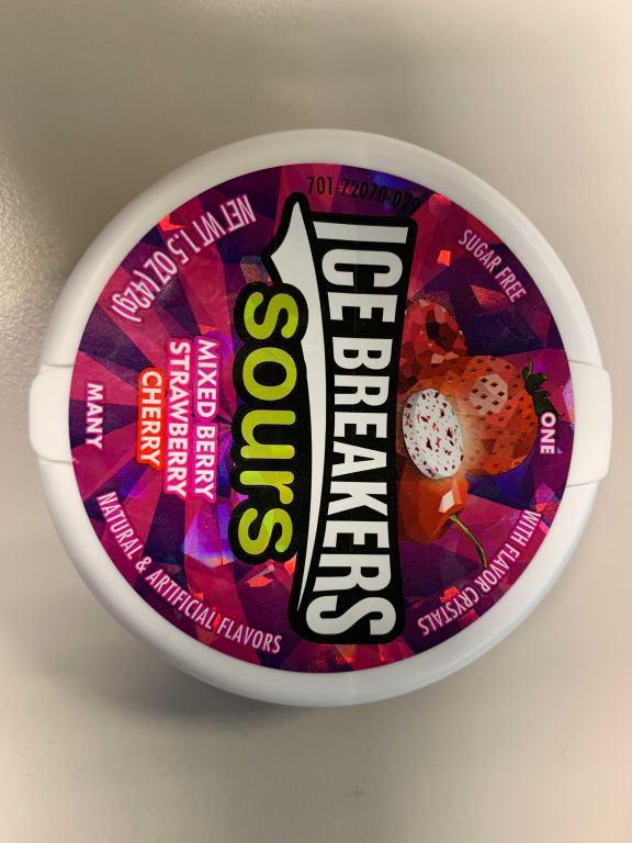 ICE BREAKERS Sours Mixed Berry Sugar Free Mints, 1.5 oz puck