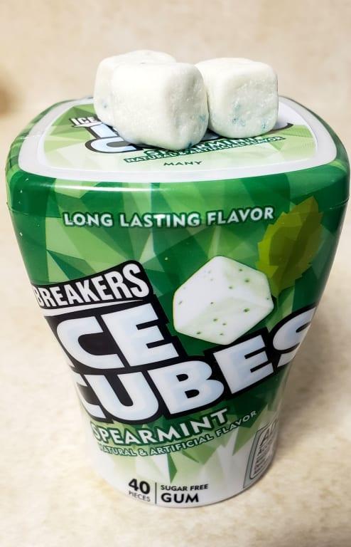 ICE BREAKERS ICE CUBES Sugar Free Gum 3400070123 Blain's Farm