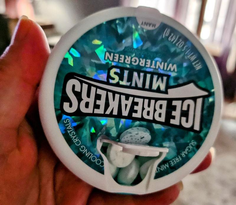 ICE BREAKERS Wintergreen Sugar Free Mints, 1.5 oz puck