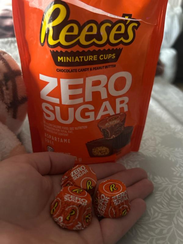 REESE'S Zero Sugar Miniatures Chocolate Candy Peanut Butter Cups