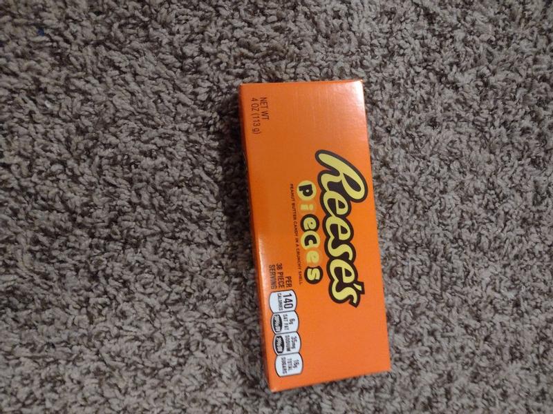 Reese's Pieces 48oz bag – Sweets and Geeks