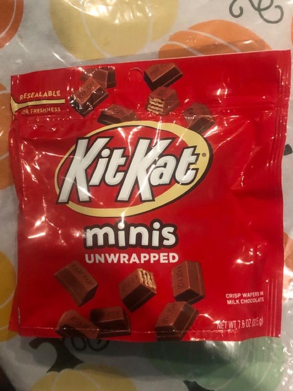 Blind Taste Test: Kit Kat Bar vs Great Value (Walmart) Milk Chocolate  Crispy Wafers Bar 