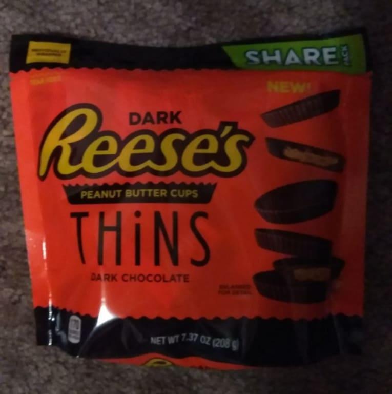 REESE'S THiNS Dark Chocolate Peanut Butter Cups, 3.1 oz bag