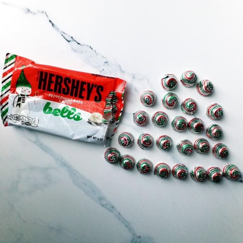 HERSHEY'S Peppermint Bark Bells, 9 oz bag