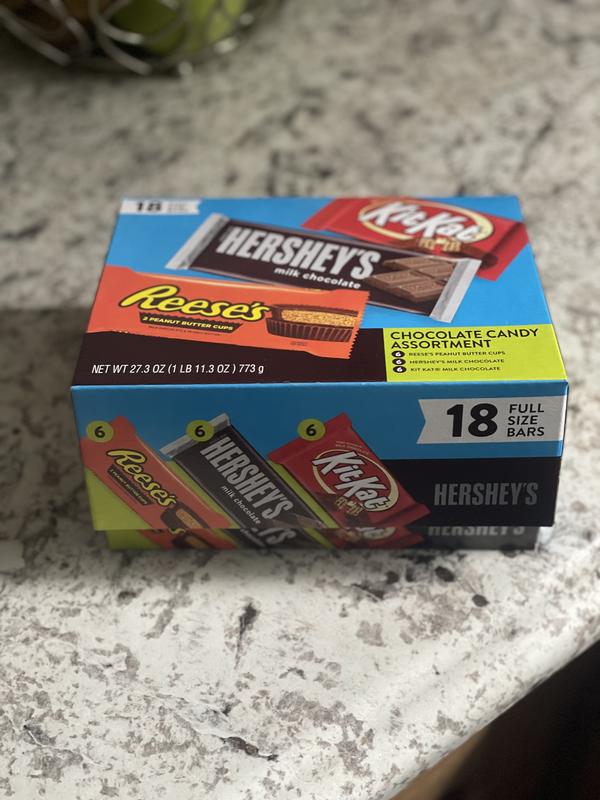 Hershey Assorted Full Size Chocolate Bars - 864g - 18-Count