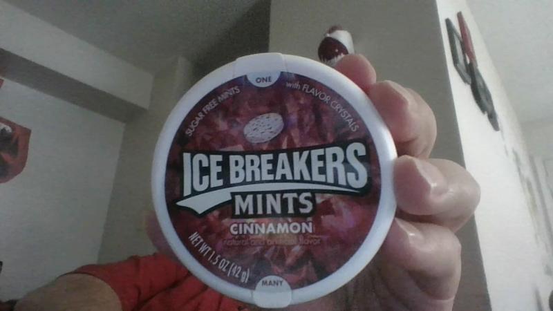 ICE BREAKERS Cinnamon Sugar Free Mints, 1.5 oz puck