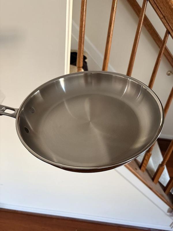Customer carousel item 1.