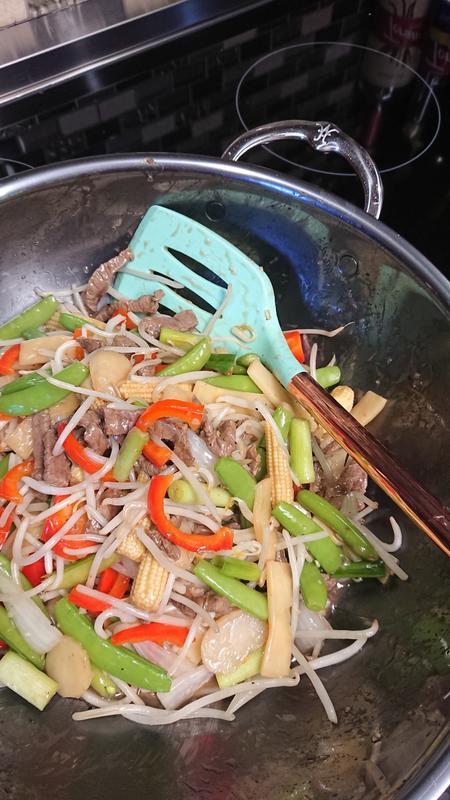 Chop suey on Nanobond wok