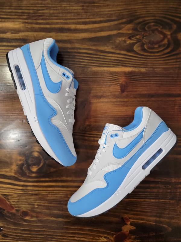 Baby blue air max clearance 1