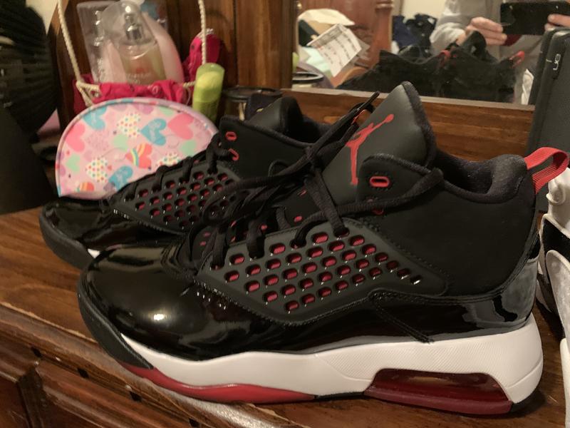 jordan maxin 200 size 14