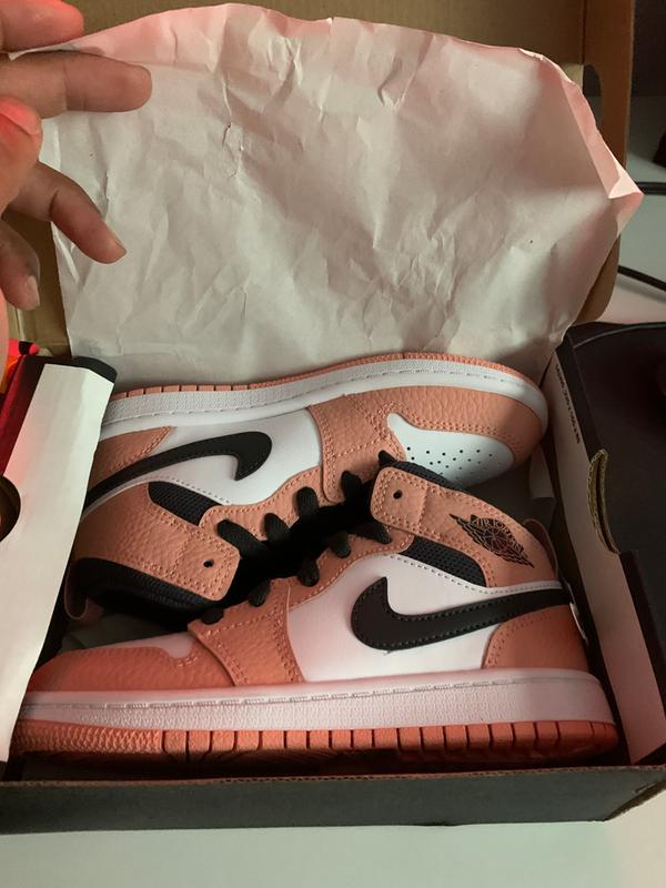 jordan 1 black coral