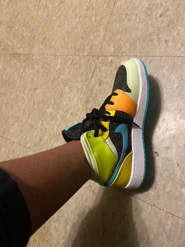 air jordan 1 mid se aurora green