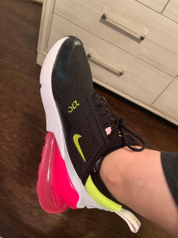 nike air max 270 womens black and pink