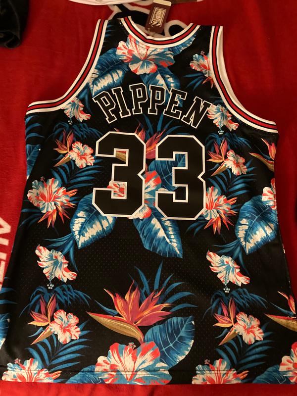 bulls floral jersey