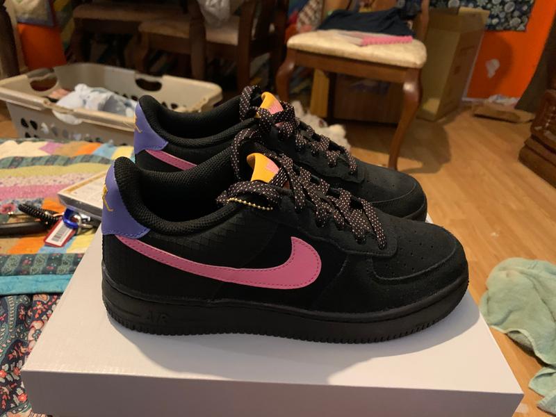 air force 1 07 lv8 2 black magic flamingo