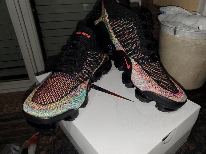 nike air vapormax flyknit 2 black multicolor