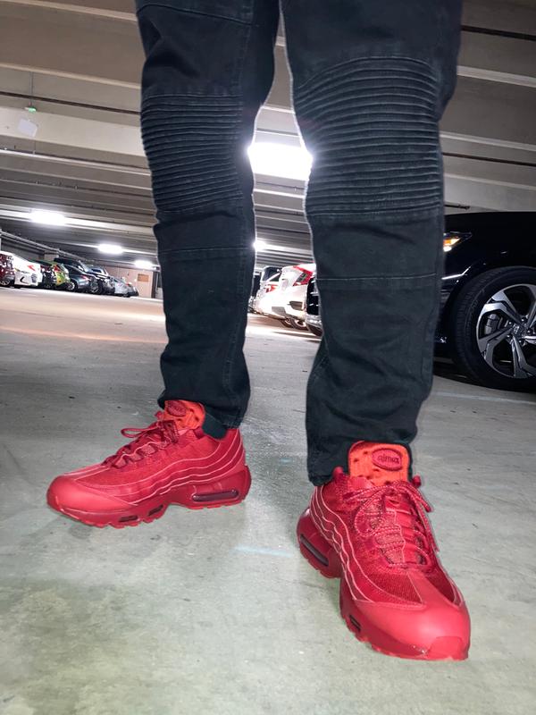 all red air max 95