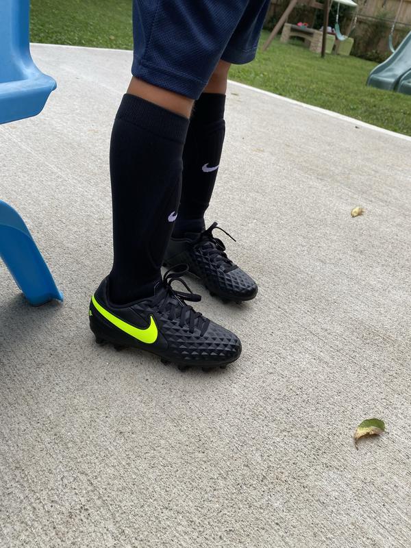 Nike youth soccer shin socks best sale