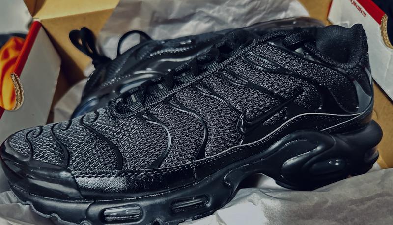 Air max plus hibbett hot sale sports