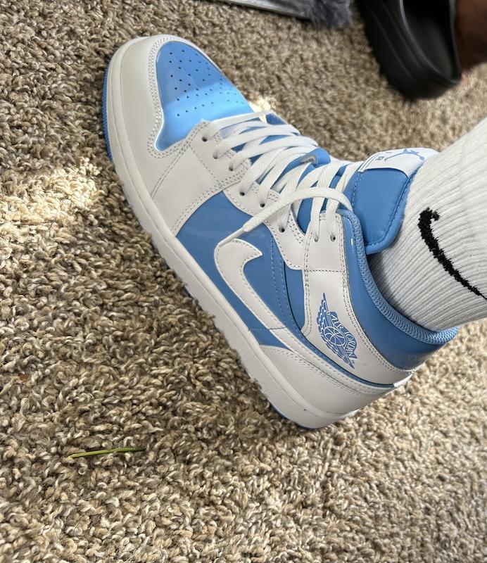 Jordan 1 Mid SE  display picture 2