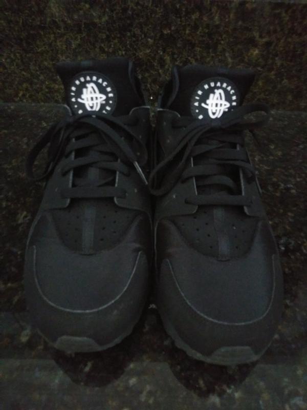 white huaraches hibbett sports