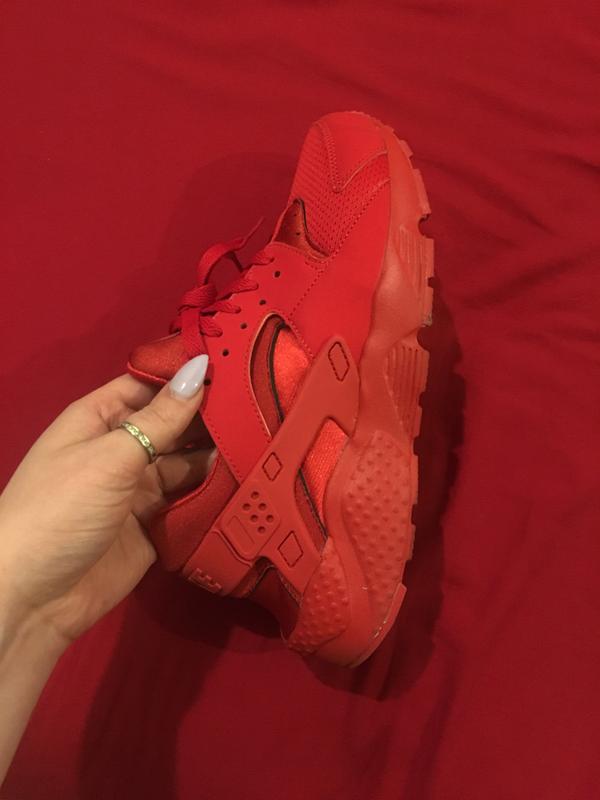 Red store huaraches girls