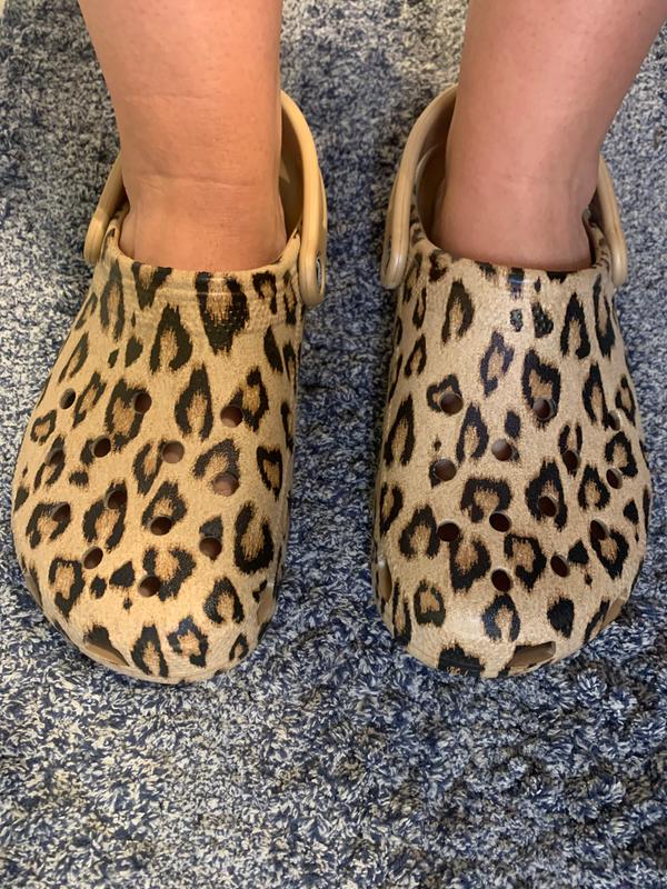 leopard crocs size 9