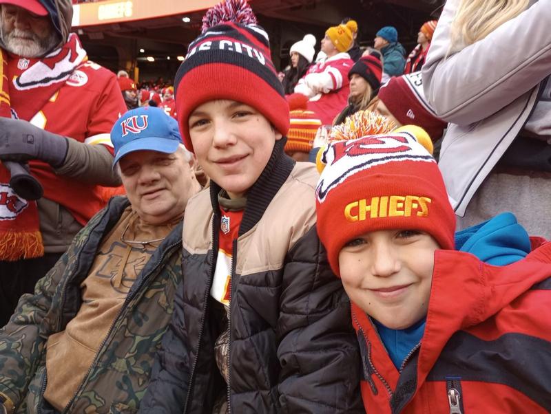 Kansas City Chiefs Salute To Service Hoodie