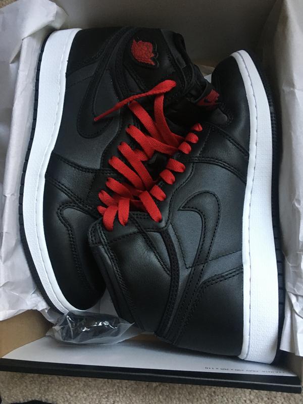 Jordan 1 Retro High Og Black Satin Gym Red Grade School Kids Shoe Hibbett City Gear