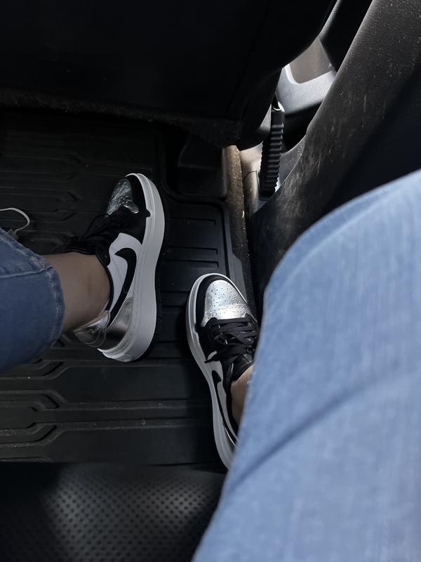 Air Jordan 1 Women's Elevate Low SE Silver Toe