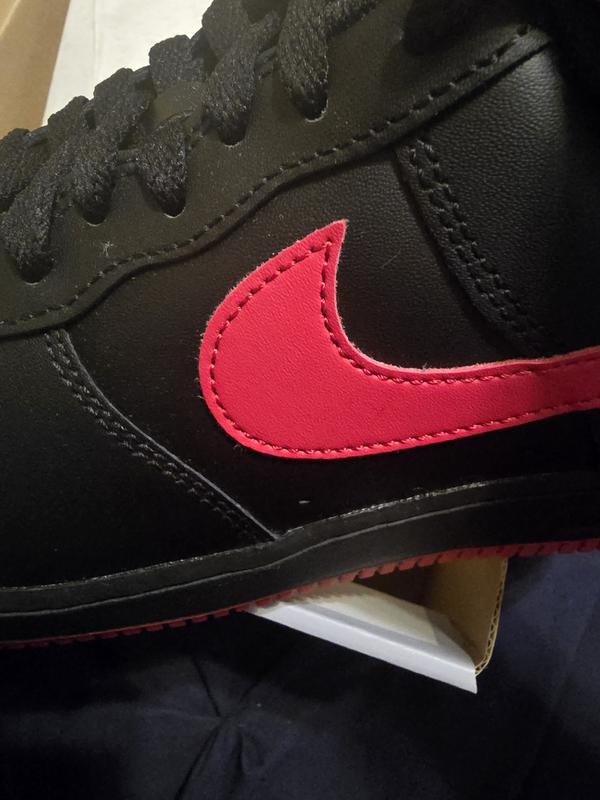 Nike Air Force 1 '07 Men's Leather Casual Shoes - Black/Red