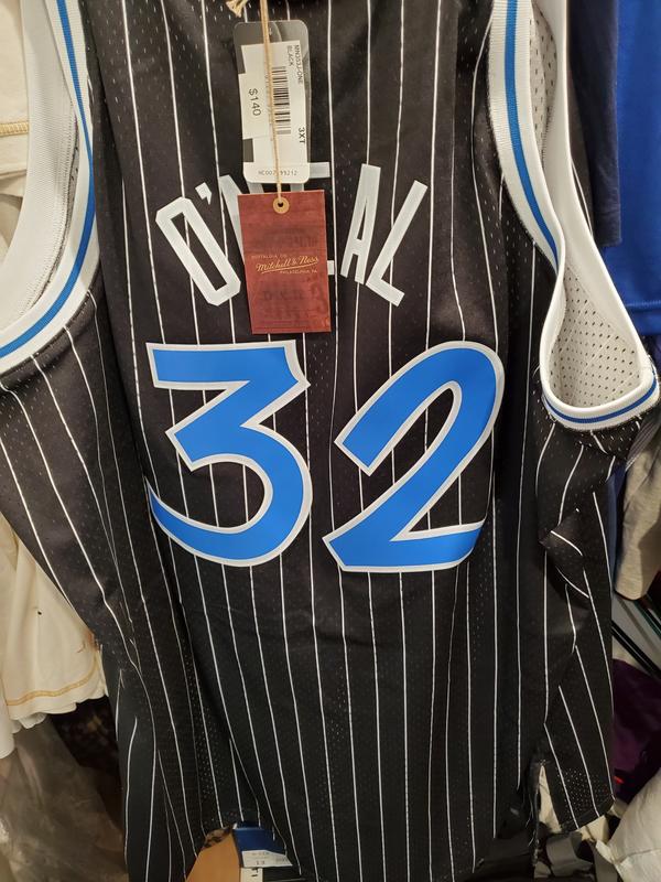 Mitchell & Ness Men's Orlando Magic Penny Hardaway '94-'95 Swingman Jersey  - Hibbett