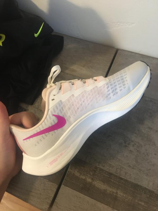 nike air zoom pegasus 37 pale ivory