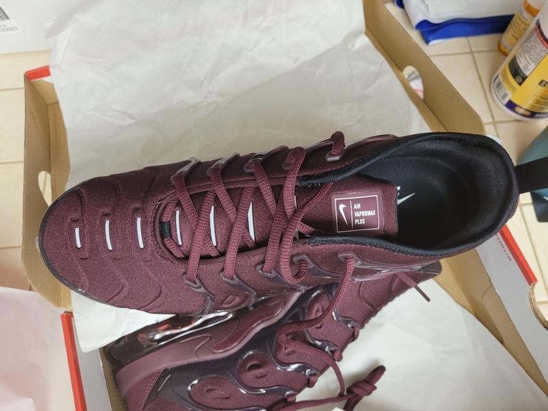 Burgundy vapormax best sale