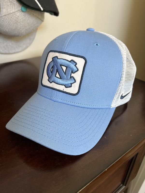 Men's Nike Navy North Carolina Tar Heels Ramses Classic 99 Alternate Logo  Trucker Adjustable Snapback Hat