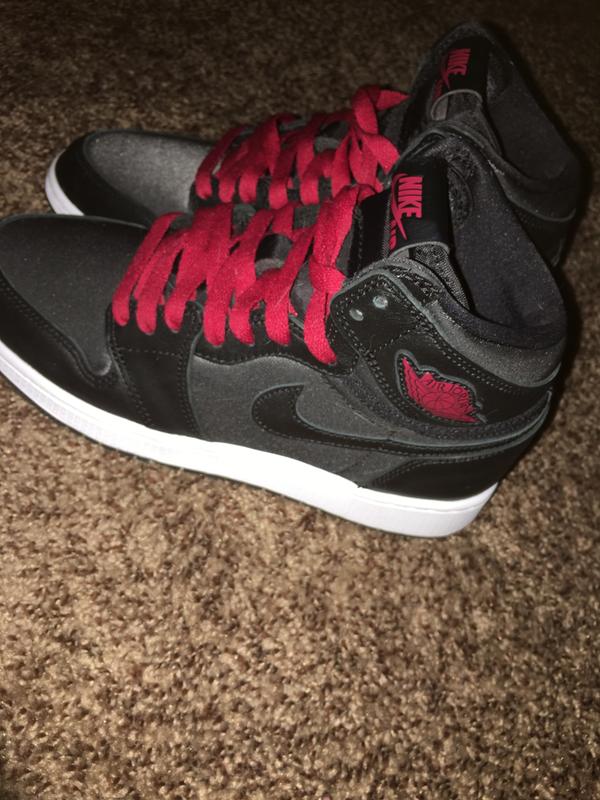 Jordan 1 Retro High Og Black Satin Gym Red Grade School Kids Shoe Hibbett City Gear