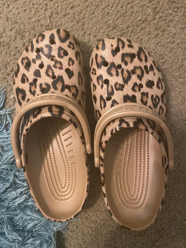 Cheetah crocs best sale near me