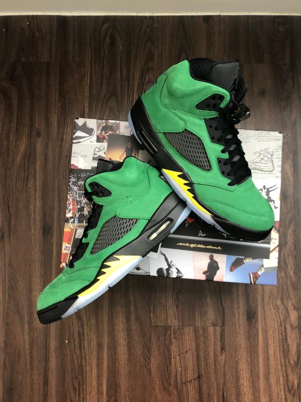 green and yellow 5s