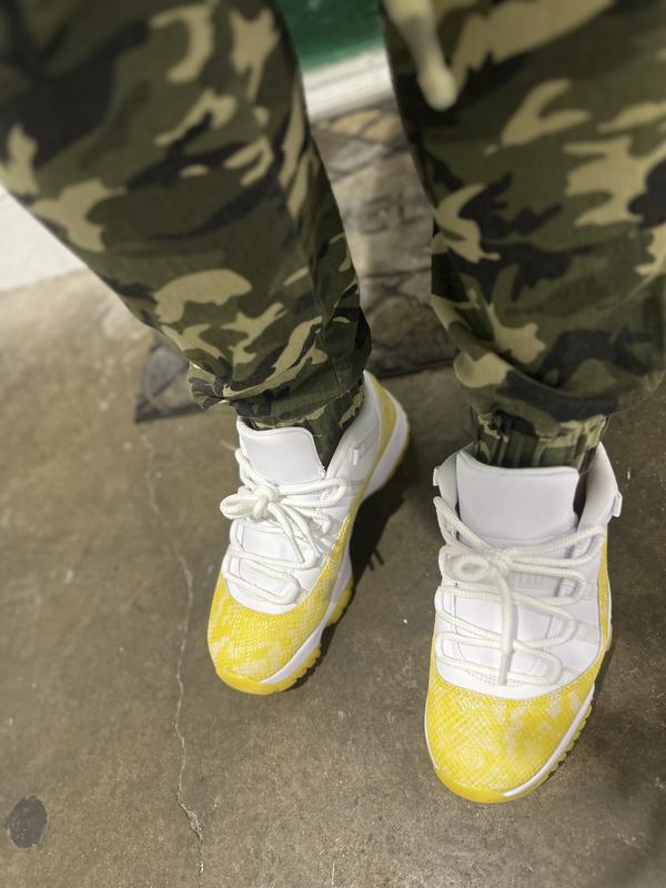 air-jordan-11-low-women-yellow-python