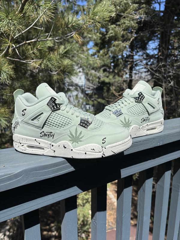 【緊急値下げ】エッチなJordan 4 Abundance Jordan 4 Retro 