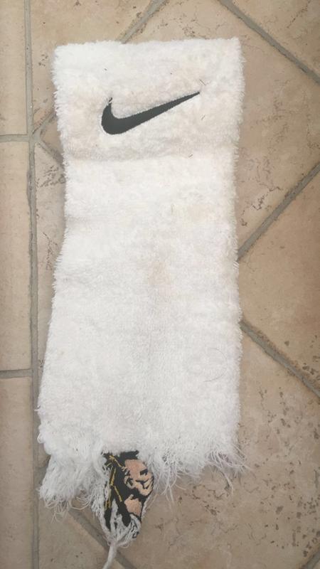 White nike best sale football towel