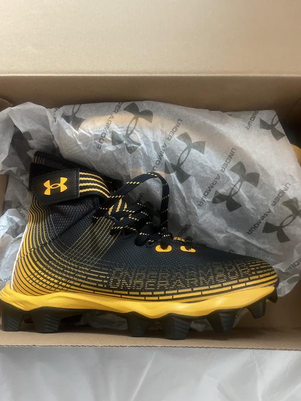 Ua highlight cleats hot sale black and gold